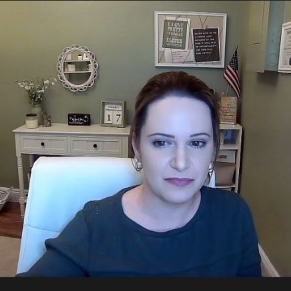 Meet your Posher, Debra - Picture 1 of 1